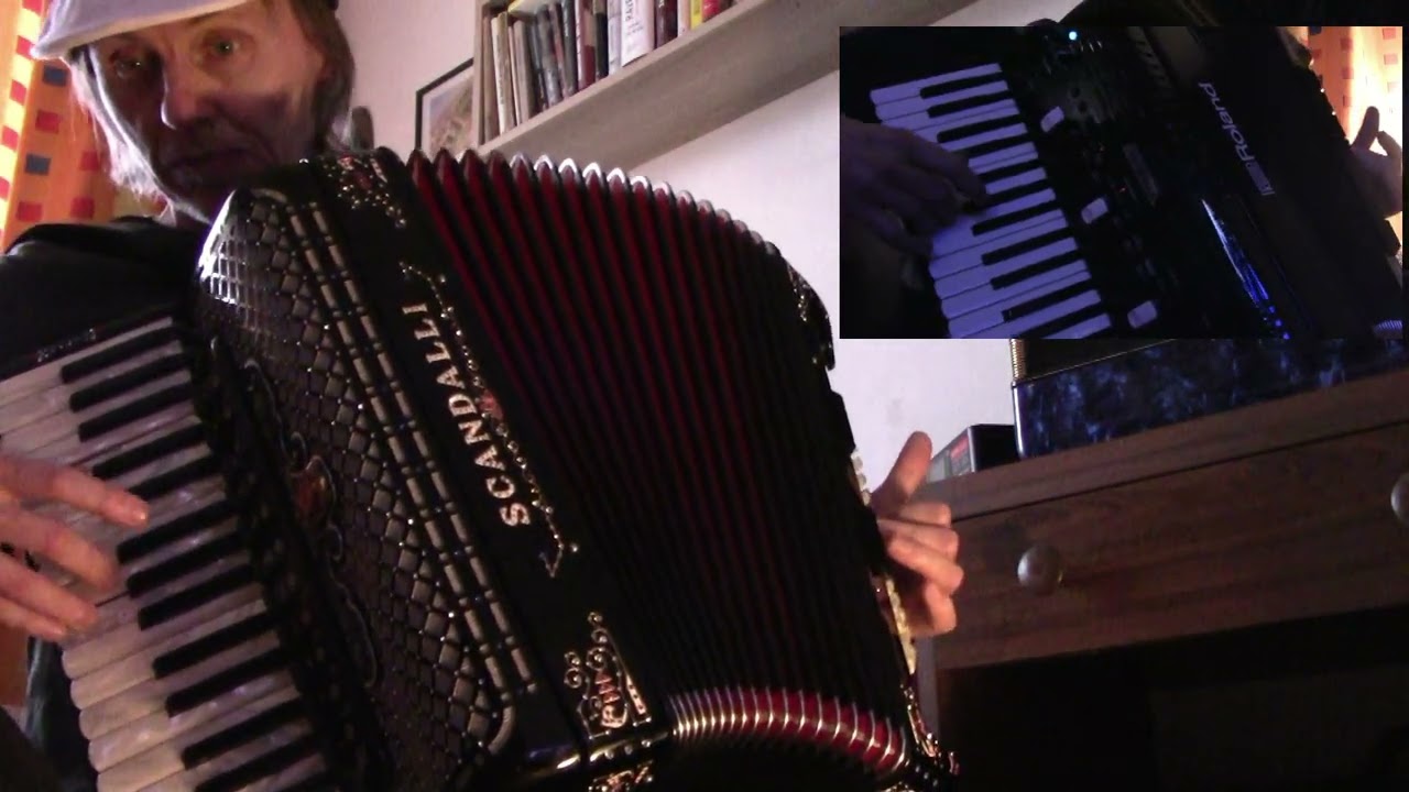 Jdi za štěstím - Karel Gott -  cover Akordeony :)