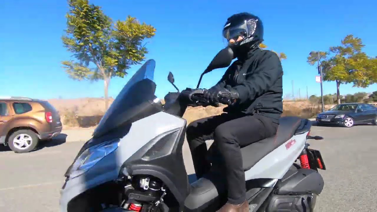 Prueba de la Piaggio MP3 300 HPE Sport