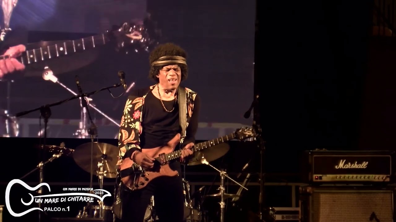 Stanley Jordan Plays Jimi Hendrix 3 - Assemini (CA) Italy