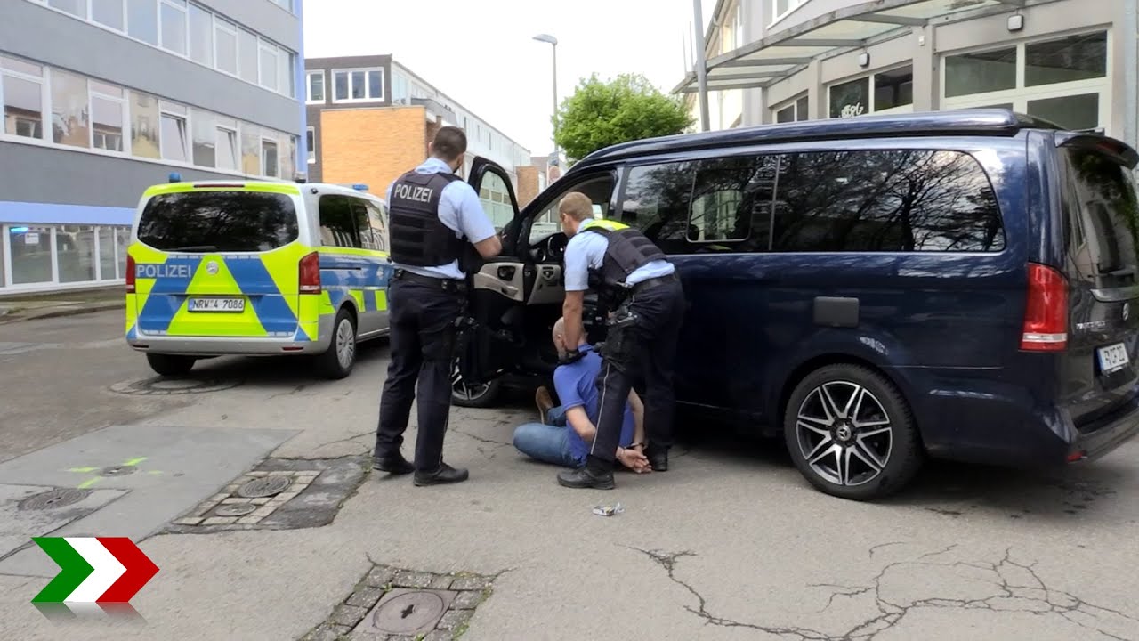 Essen: Autodiebe liefern sich wilde Verfolgungsjagd mit der Polizei