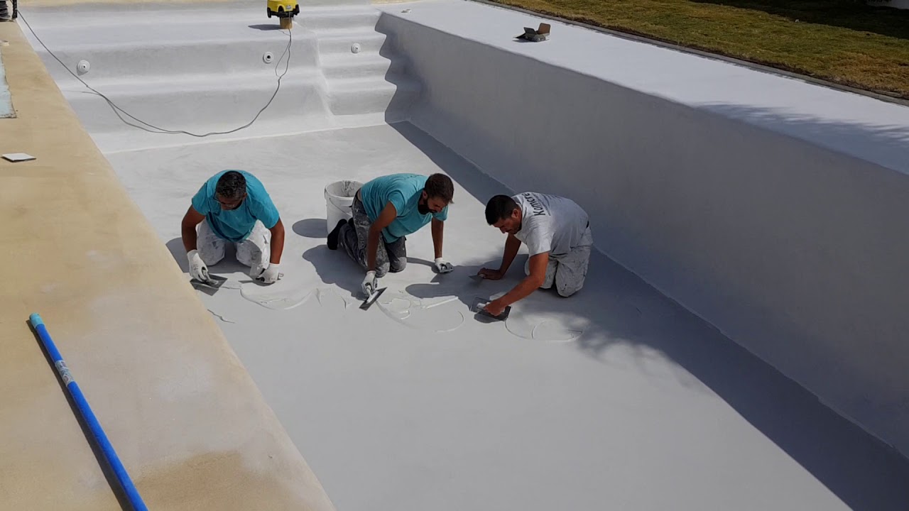 Aplicacion microcemento en piscina