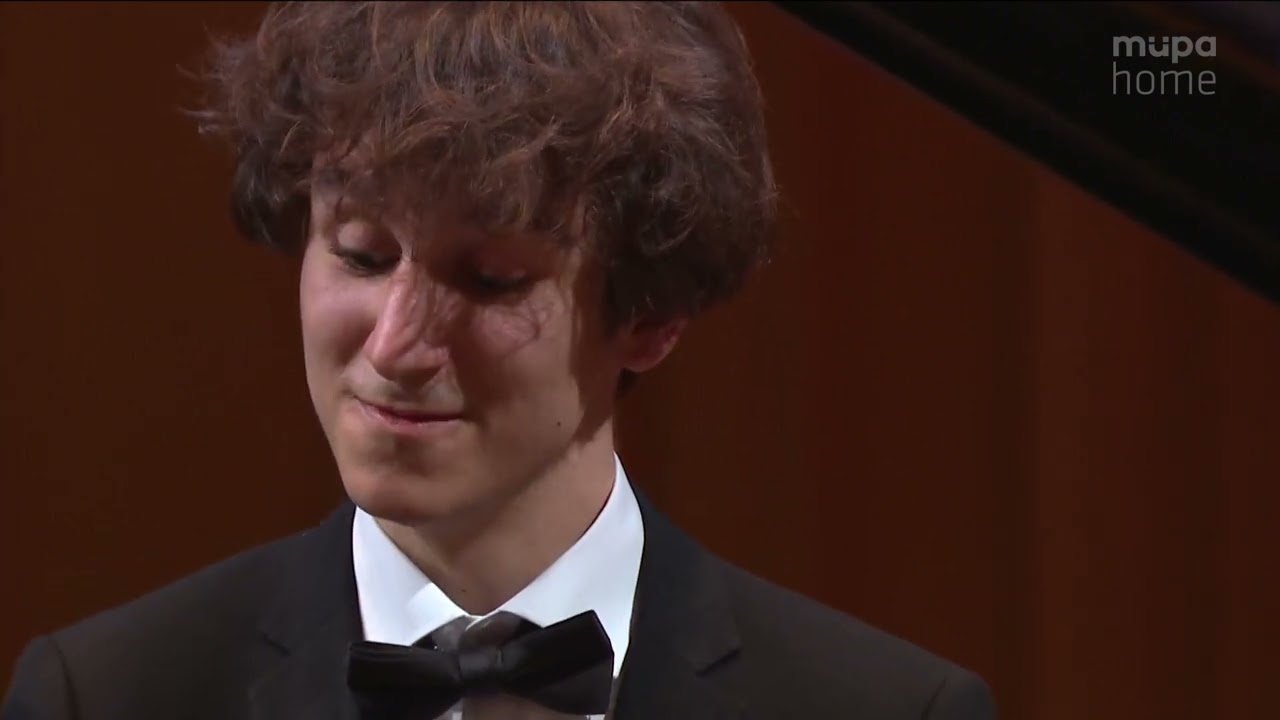 Müpa 18 - Magyar Valentin és a MÁV Szimfonikus Zenekar