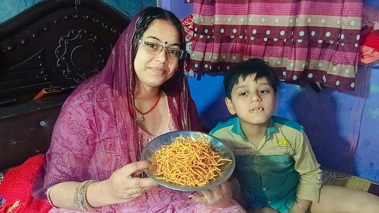 होली स्पेशल सेवई खाते हुए #Rubiamarofficial is live