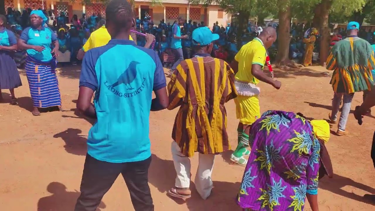 yalbaad ncie -en prestation de grande réunion du clan YANBAM LAOUG
