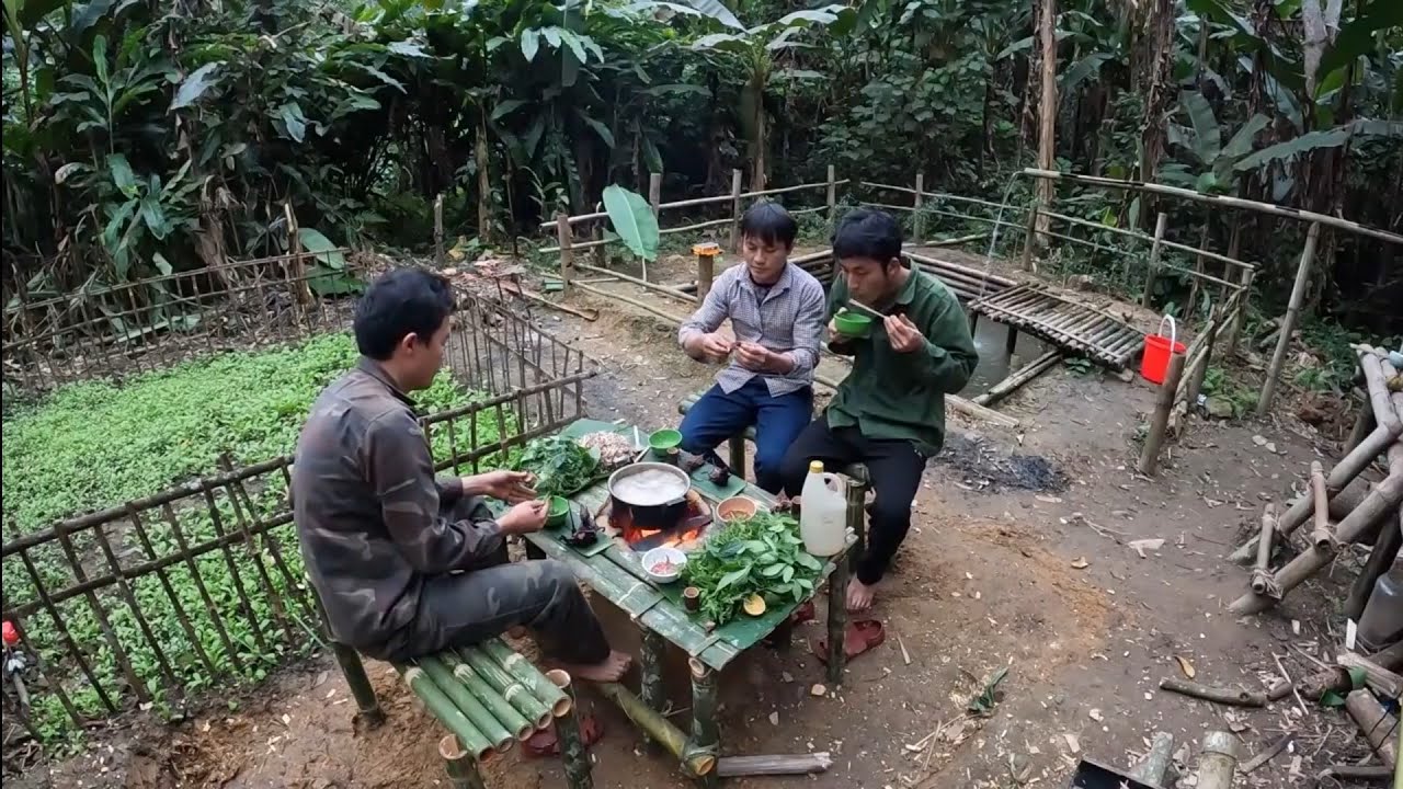 Lẩu trong rừng ngon tuyệt, phi&ecirc;u lưu ẩm thực
