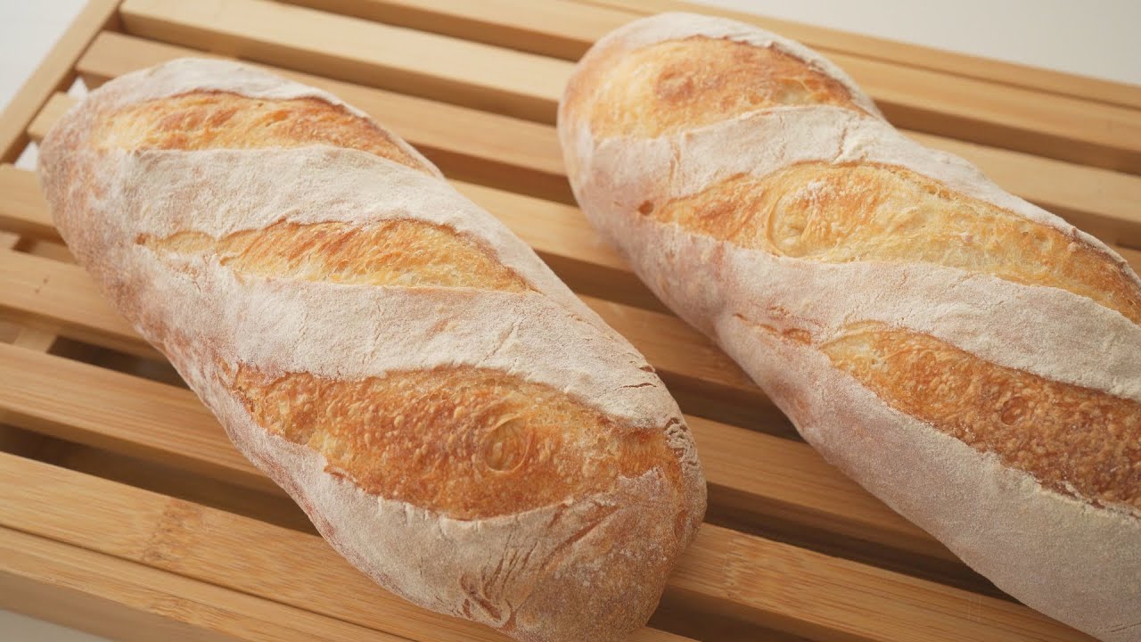 法国巴塔面包 | Batard bread 法国乡村短面包  外形饱满 内部柔软 无油无糖 只需要四种材料的健康面包