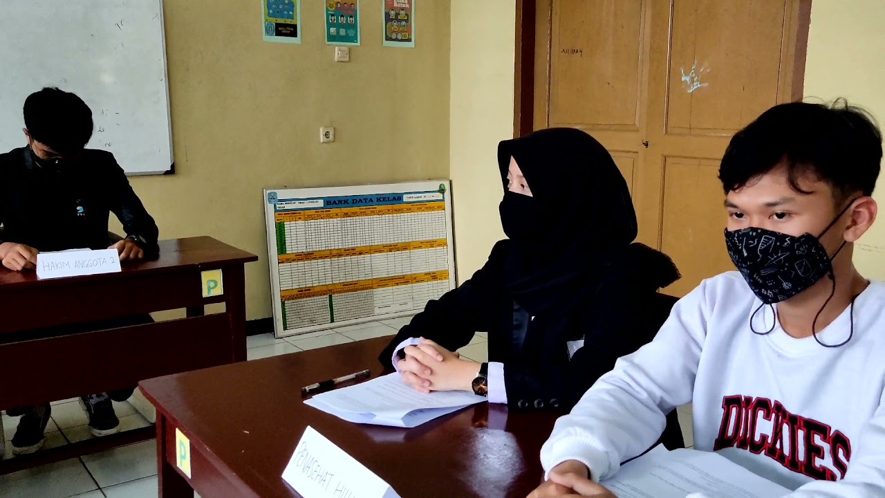 Simulasi Sidang Tindak Pidana Penganiayaan || XII MIPA 4 || SMAN 1 Lembang