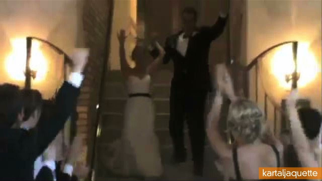 Famous Chicago Bulls Announcer Introduces Wedding Party