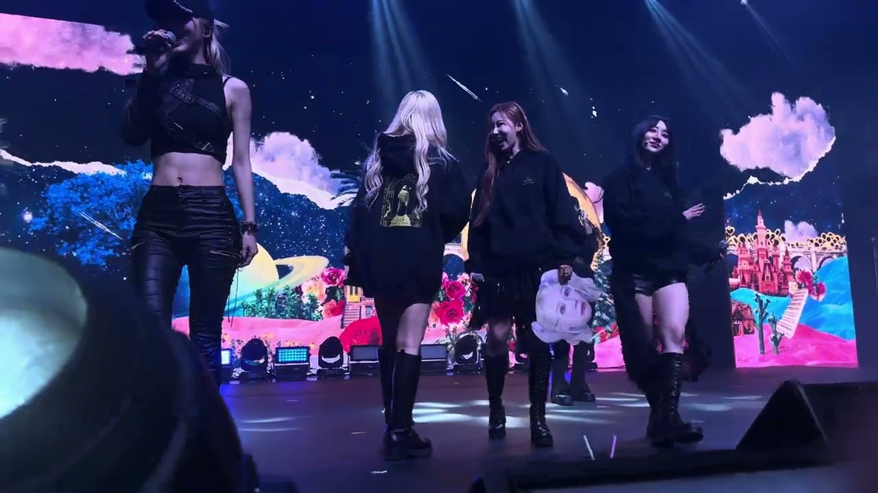 [4K] 240301 Dreamcatcher 드림캐쳐 We Are Young - Brussels - Luck Inside 7 Doors