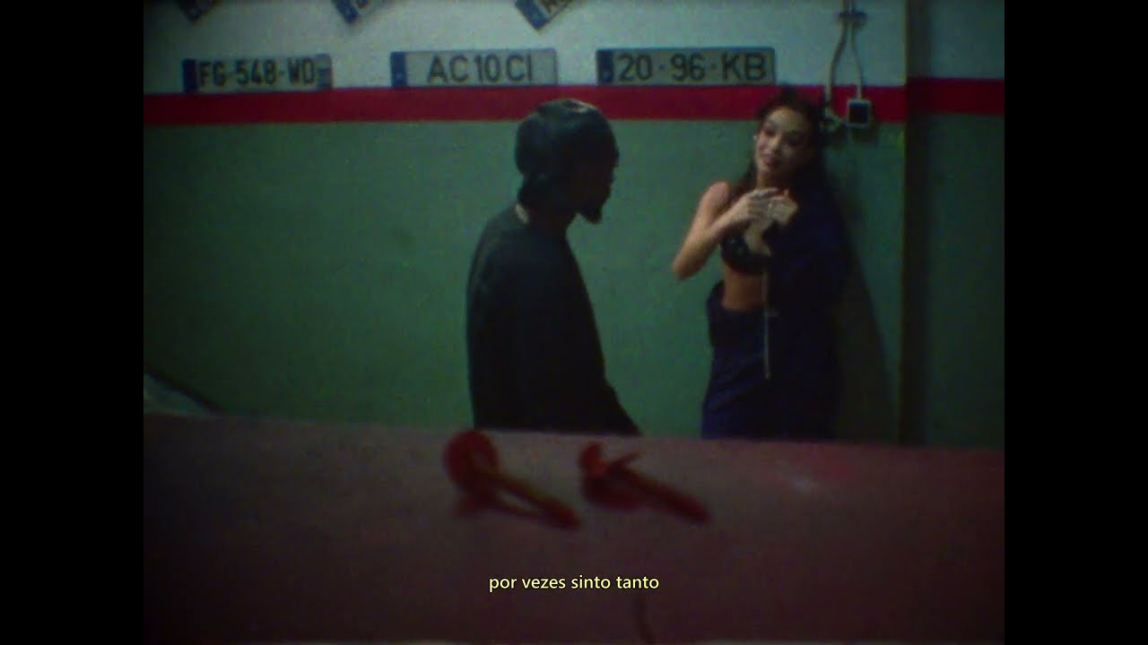 REAL GUNS &mdash; J&aacute; Houve feat  MAR