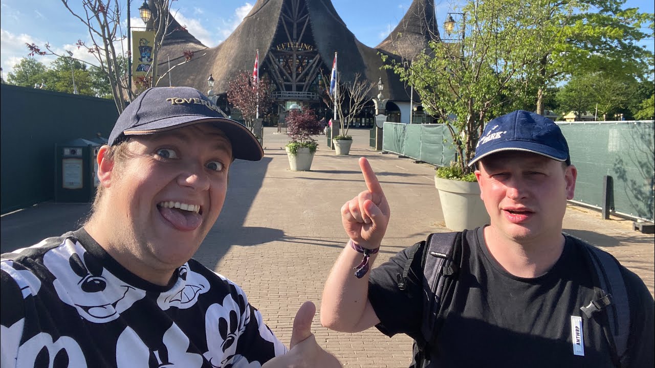 Efteling vlog meet en greet met roodkapje klets nat op de Vliegende Hollander deel 1/4. :)