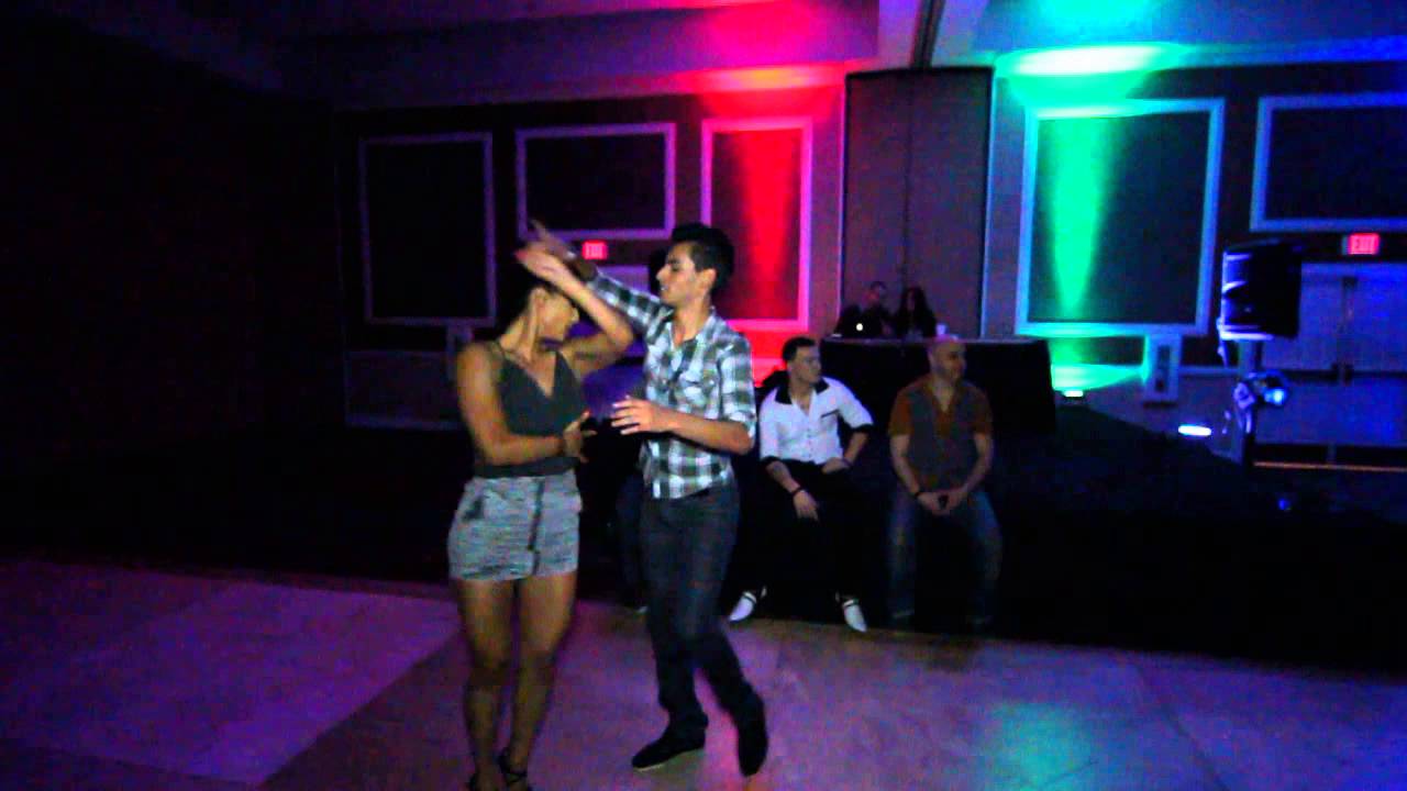 AfroLatinFest - Andrew Cervantez y Emily Alabi