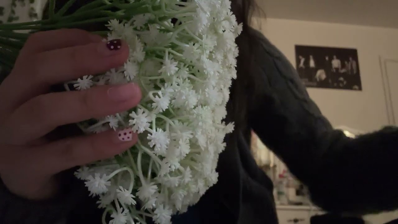 Lofi ASMR| Artificial Flowers & Whispering 