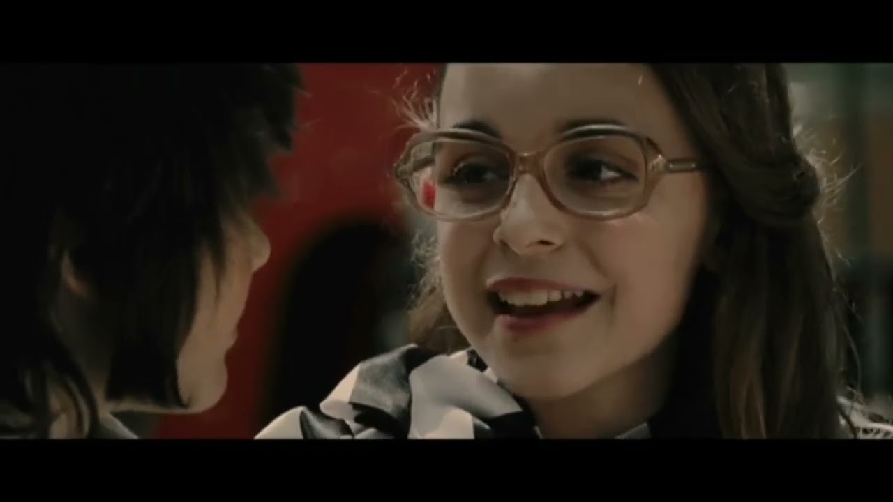 EL AMOR ME QUEDA GRANDE. Short Film