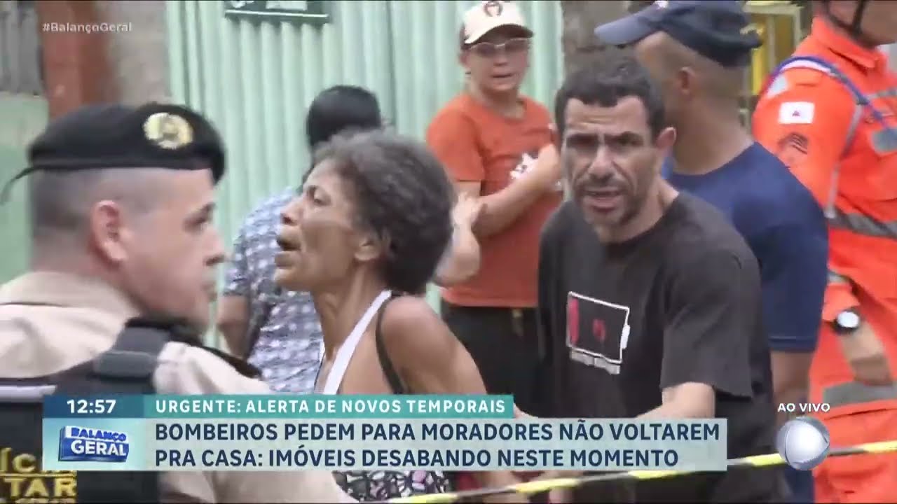 Bombeiros pedem para moradores não voltarem para casas com risco de desabamento em Juiz de Fora