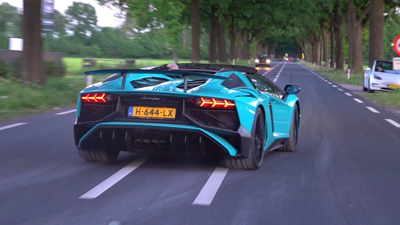 Lamborghini Aventador SV LP750-4 - Acceleration Sounds!