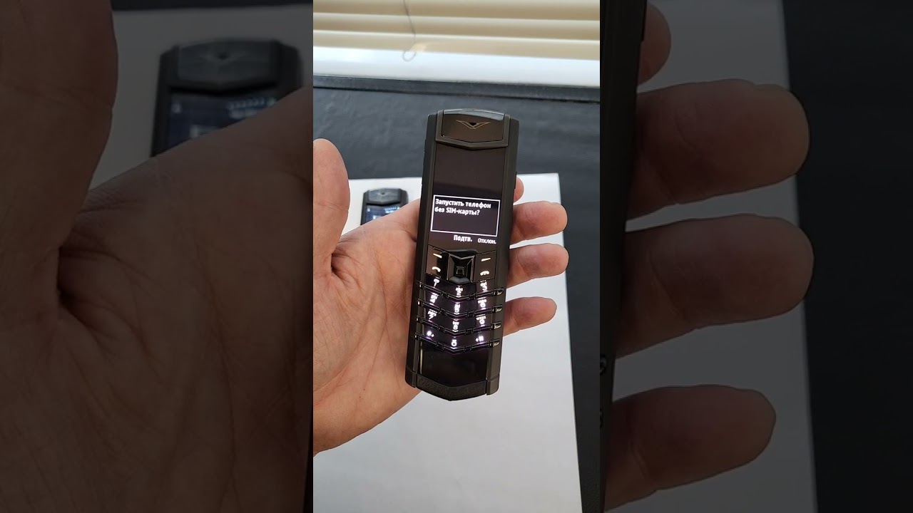 ВКЛЮЧАЕМ НЕ ДОРОГОЙ VERTU SIGNATURE S PURE BLACK