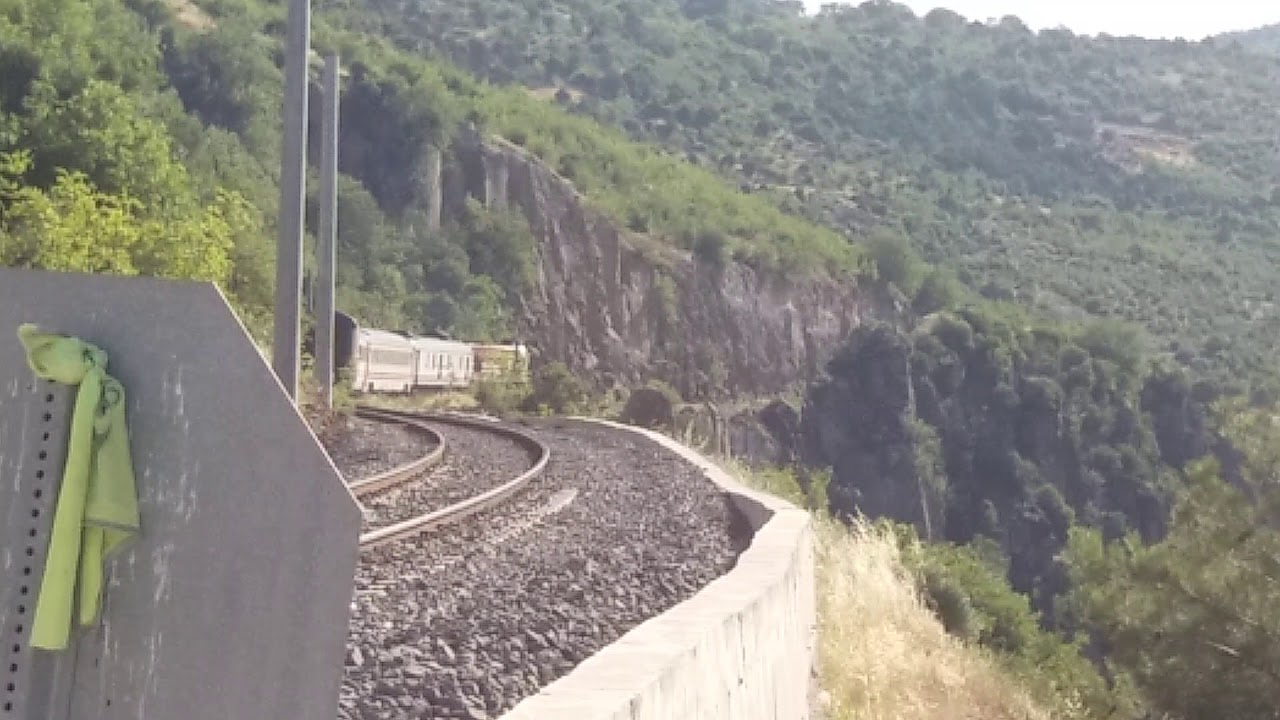 TCDD DE 24333 (Balıkesir-Kütahya) bölgesel yolcu treni