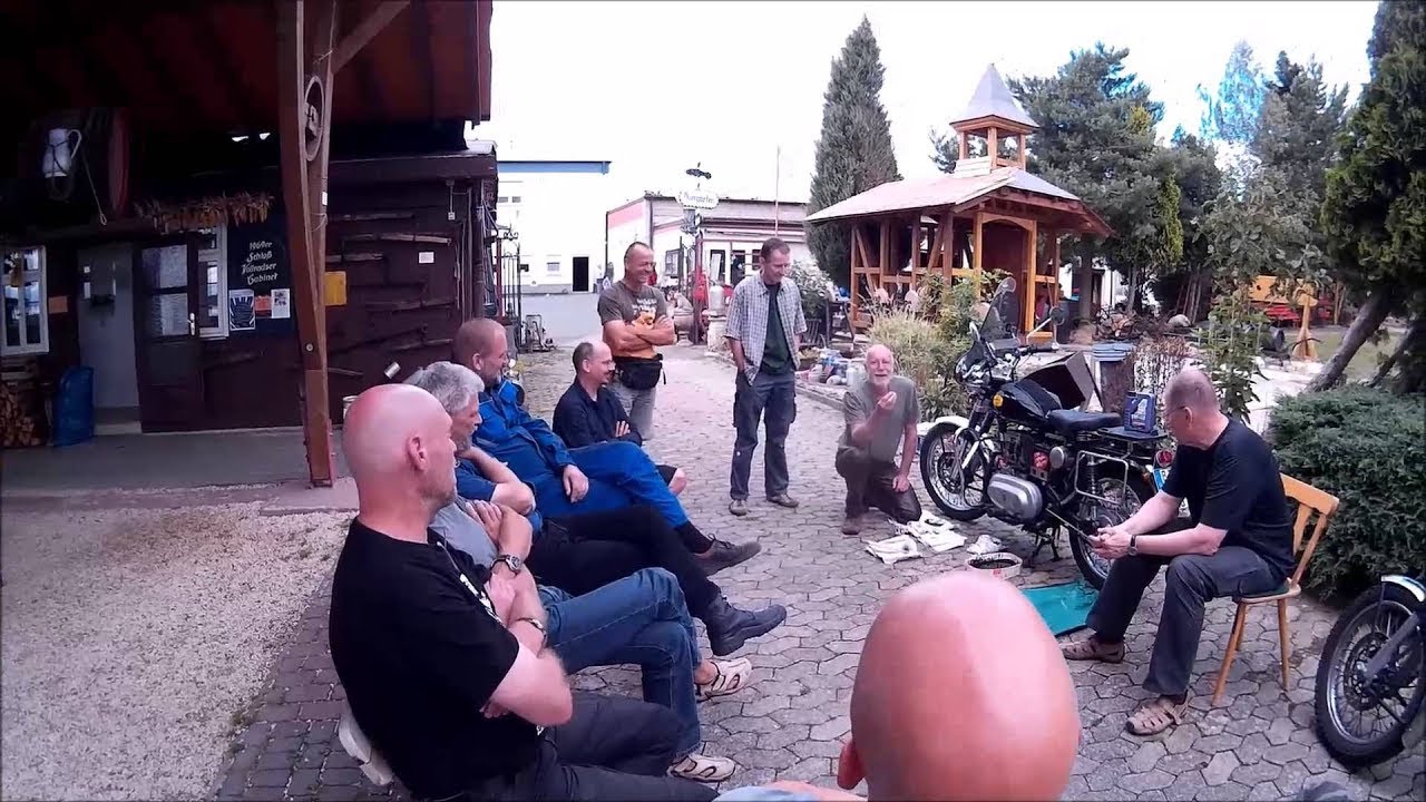 Schrauben an Sommer Diesel Motorrädern 2015 in Ransel #dieselengine #sommer462
