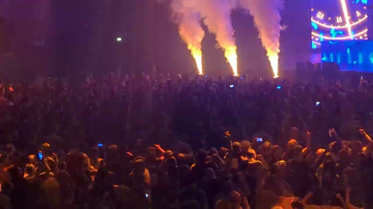 Wildstylez & Jay Reeve - Created By Legends