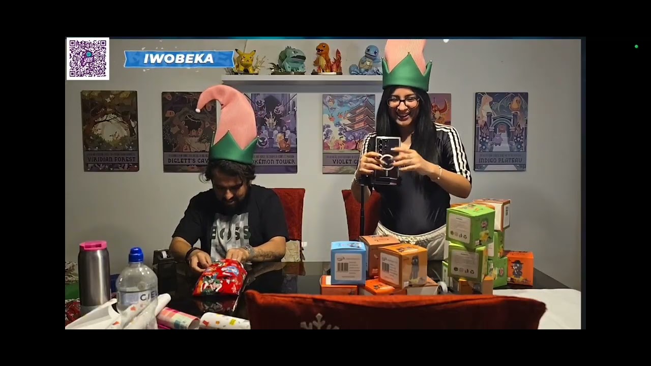UMI E IWO VUELVEN!!!!💥🤯 EMVOLVIENDO REGALOS PARA CHOCOLATADA DE UMI💥 