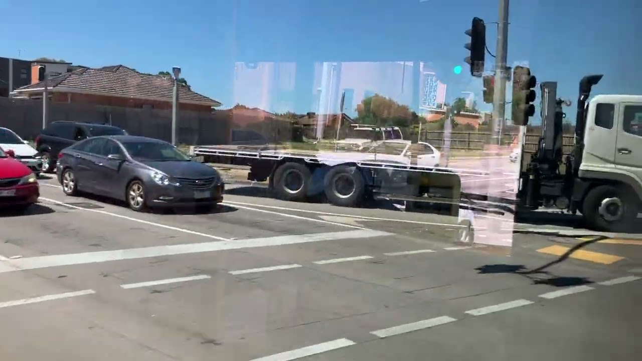 Ventura Bus Route 844 From Dandenong Station To Doveton Part 1