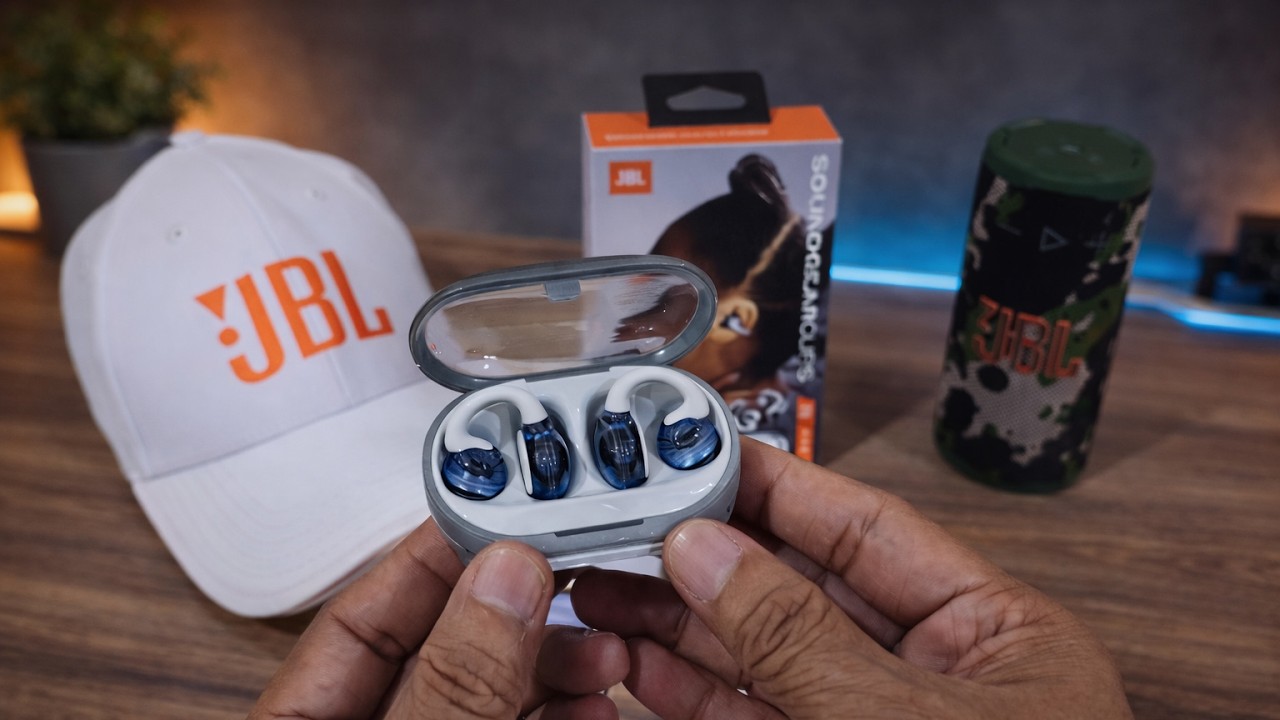 Распаковка наушников JBL Soundgear Clips – революционное решение для открытого уха.