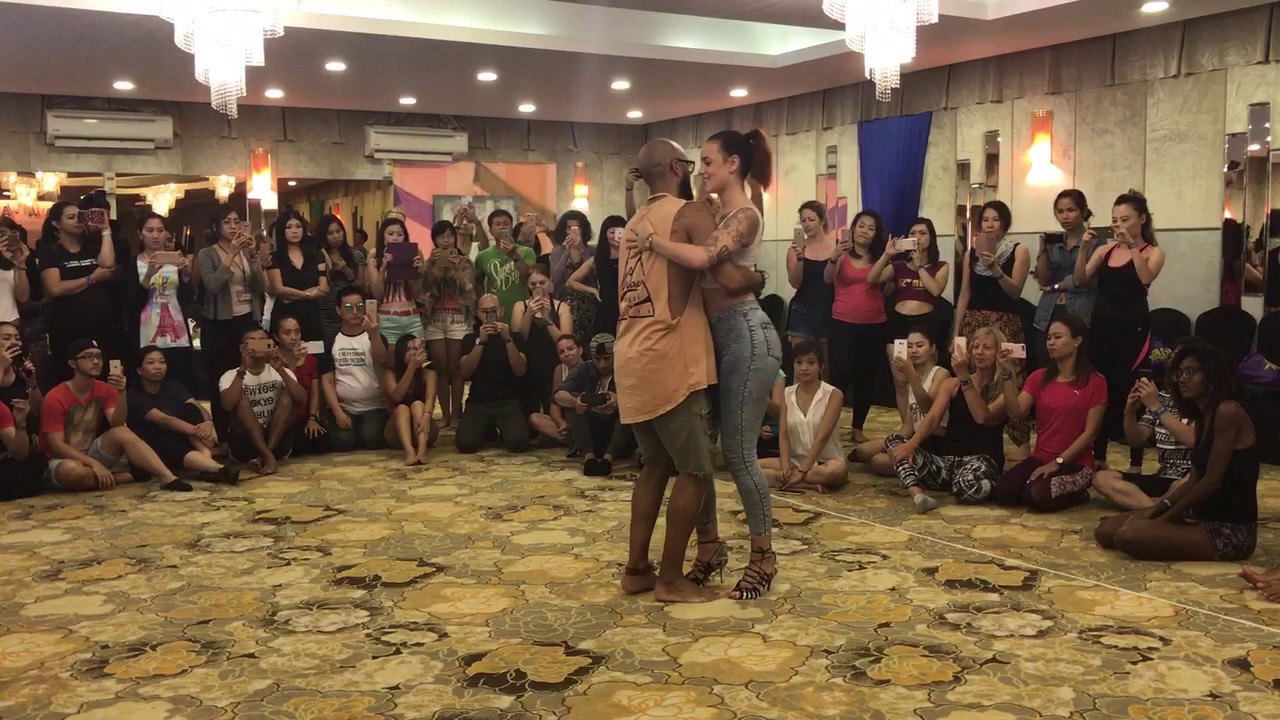 Albir Rojas & Sophie Fox demo Kizomba fusion @ALIA 2017