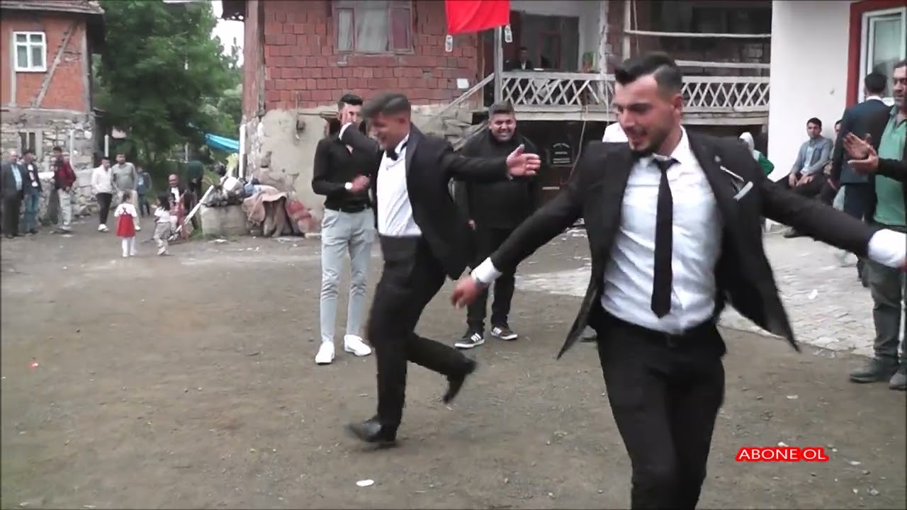 Ağmusa köyünden halaylar
