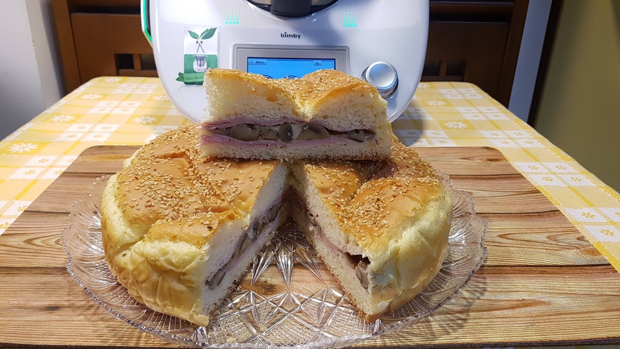 Focaccia ripiena per bimby TM7 TM6 TM5 TM31