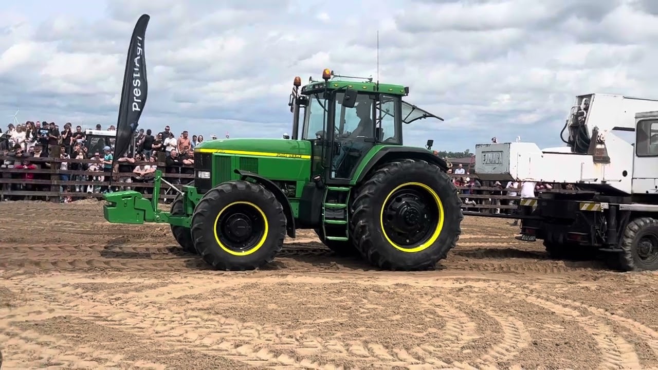 JOHN DEERE PRZECIĄGANIE W FARMER SHOW GRA O PLON