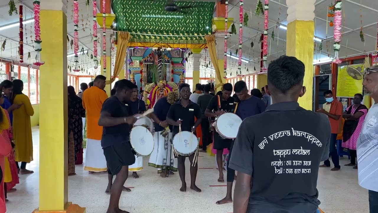 Poosari Udukaiyile Song Feat By Sri Veera Karupper Tappu Melam Ipoh at Bagan Serai Amman Temple 2022