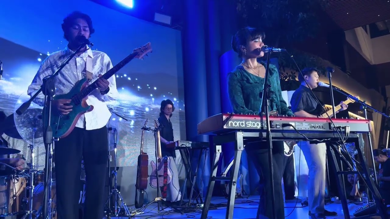 Reality Club - Close to You/Jauh (Live at Mall Area, Urban Forest Cipete, Jakarta 12/10/2025)