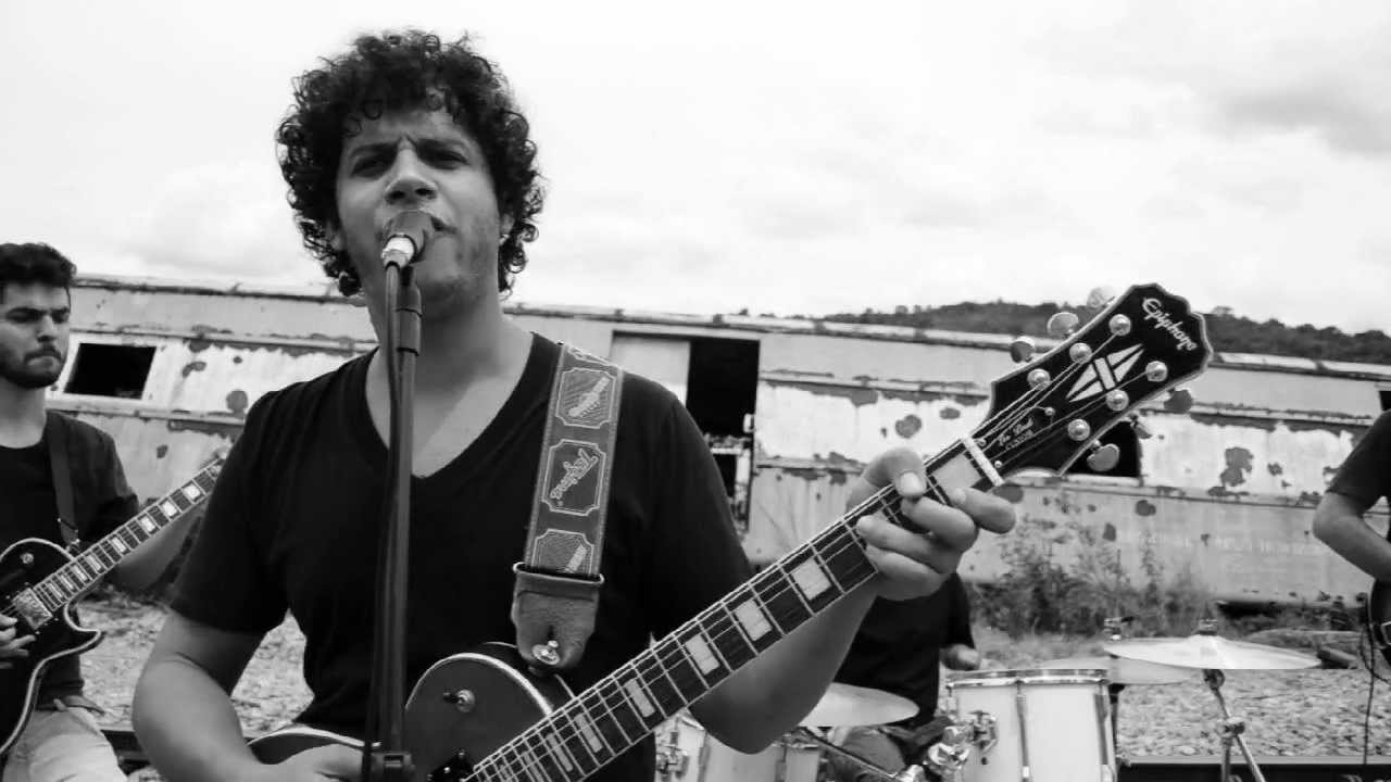Chula Rock Band - Sangue, Suor e Saliva (CLIPE OFICIAL)