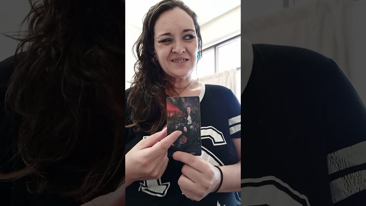 Elemental insight for Fire 🔥 ( ♈, ♌, ♐ ) Your DM is transforming into a Emporer ready to create new.