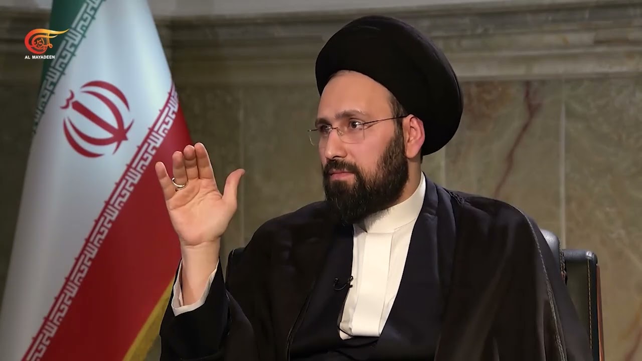 من هو السيد علي الخامنئي؟ تقوى، خبرة، وشجاعة قيادة