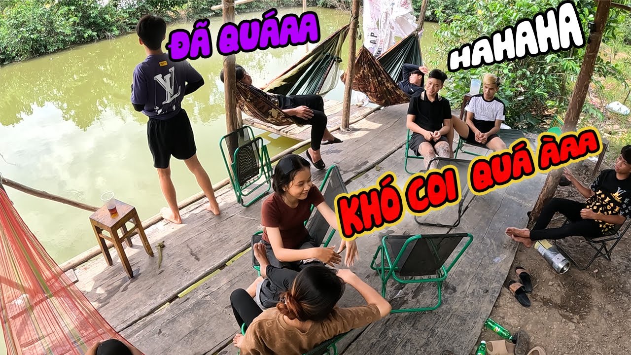 Anh Thời Đại - Phản Ứng Của Hai Bạn Nữ Khi Thấy Anh Em Làm Điều Này !!!