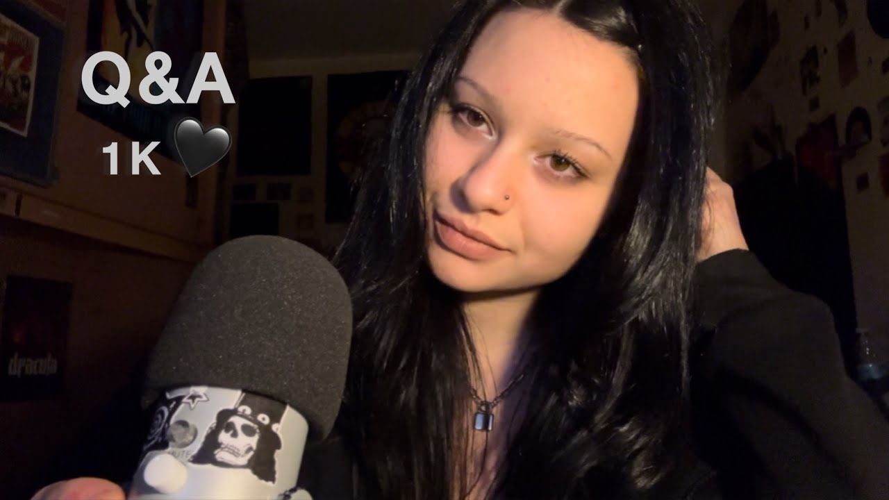 ASMR Q&A- rispondo alle vostre domande (speciale 1k!!) 🖤