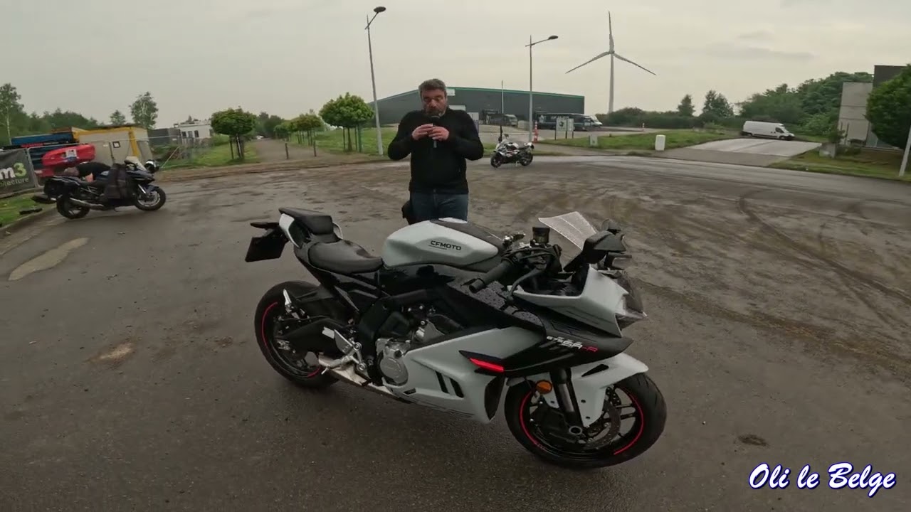CF Moto 675 SR-R : Un pied sur la piste ? @CFMOTO #cfmoto675srr #675sr #cfmoto