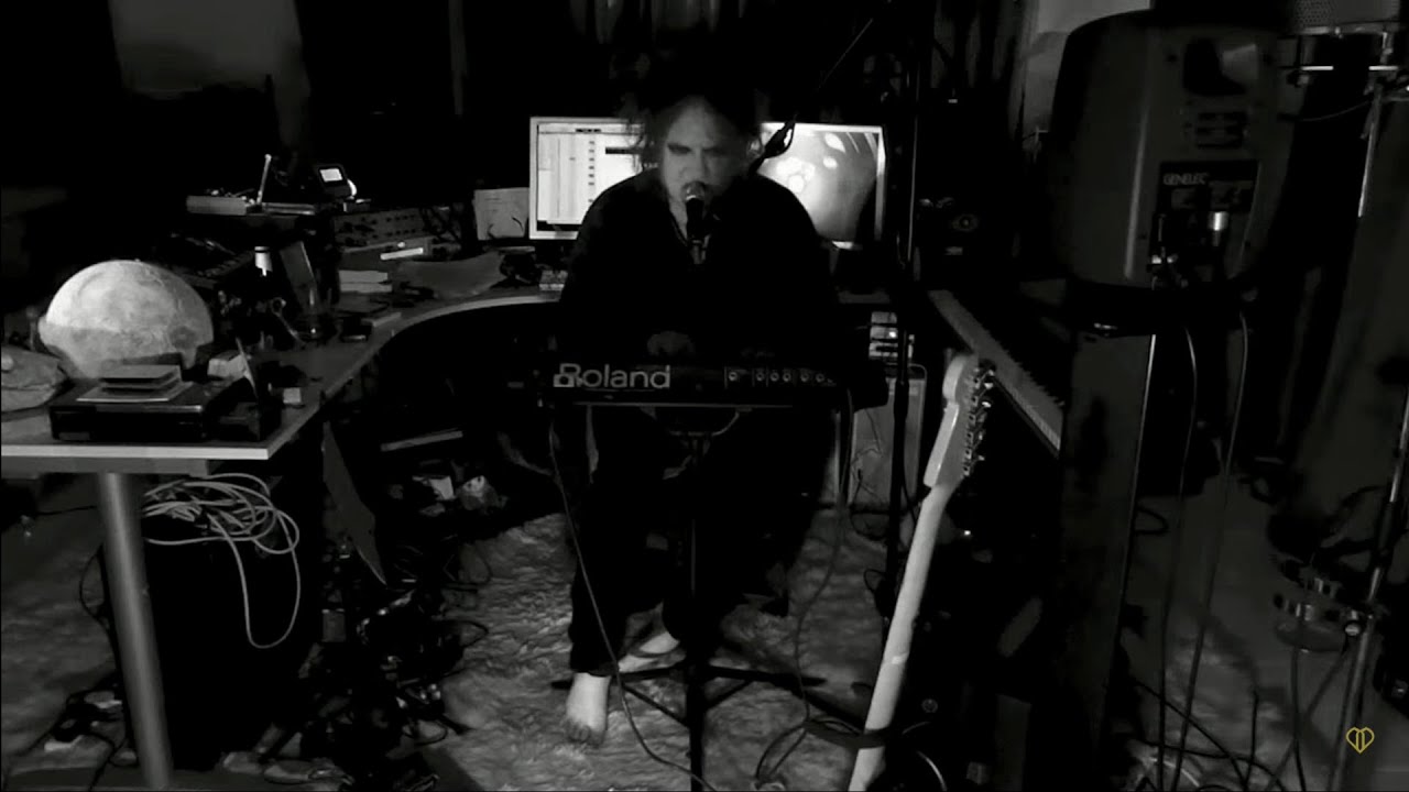 The Cure: Robert Smith - Faith 2020 Session