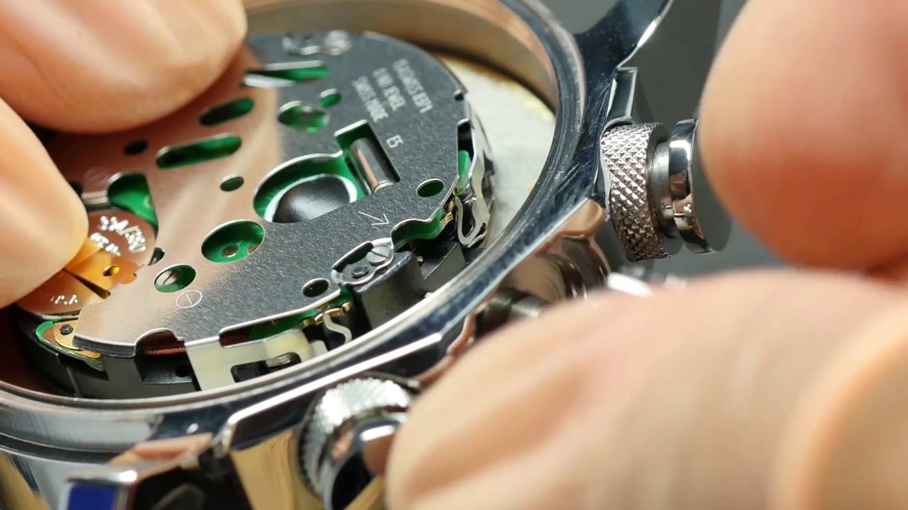 The assembly of Swiss Legend Blue Geneve
