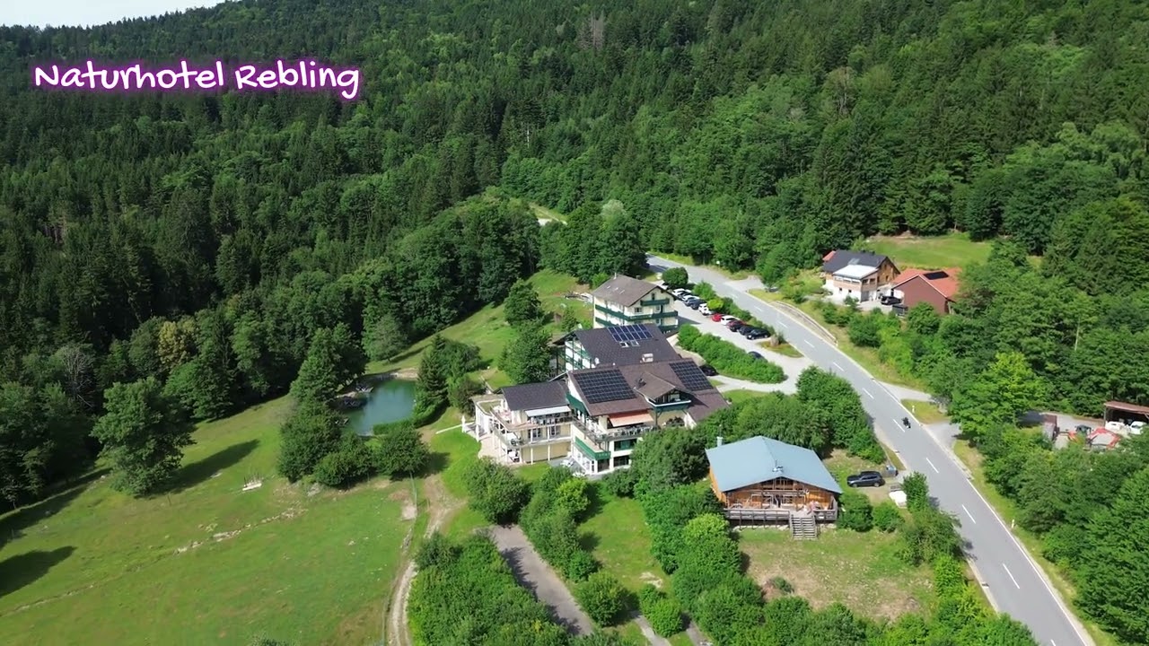 Von der Reblinger Alm zum Reblingerhof & Naturhotel Rebling