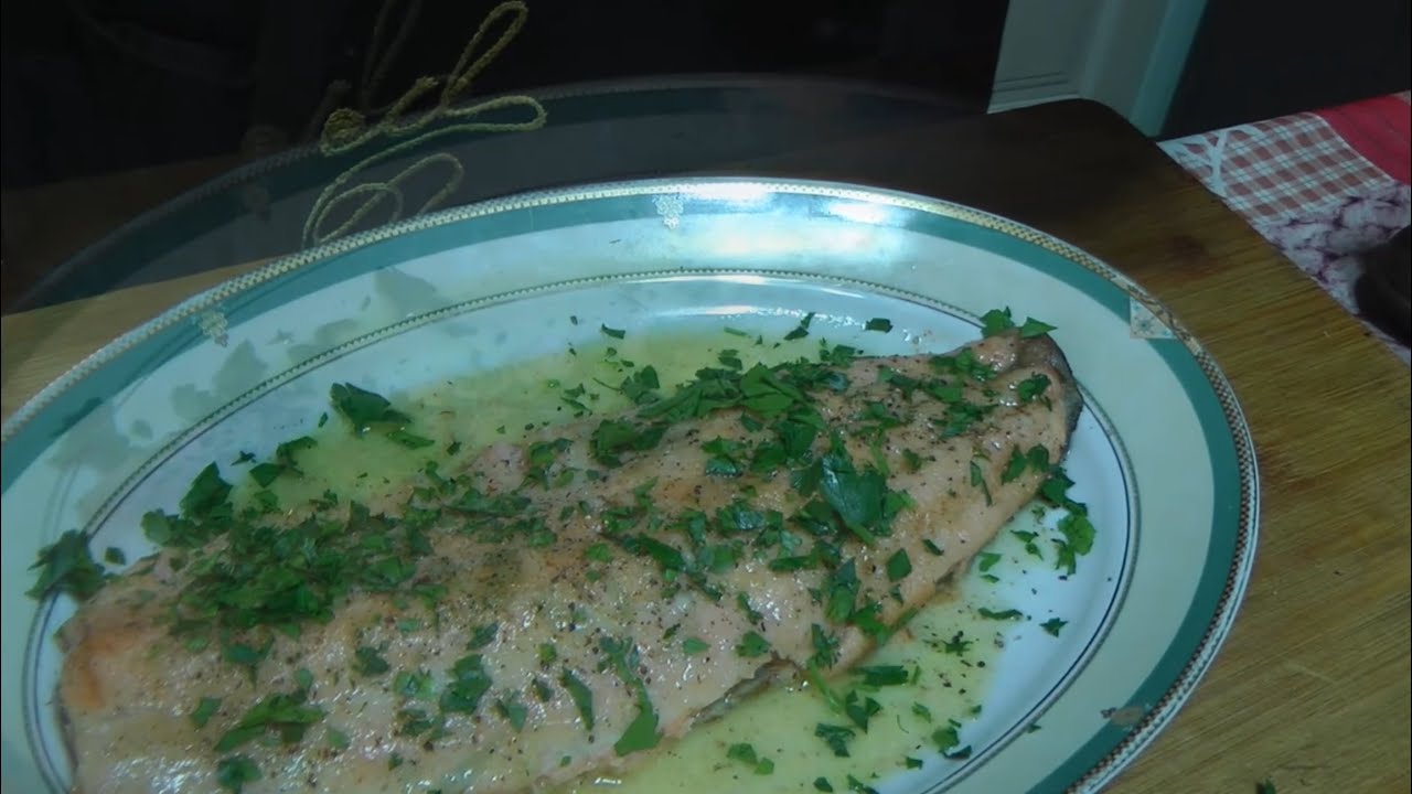 FILETTI DI TROTA SALMONATA ALLA MUGNAIA