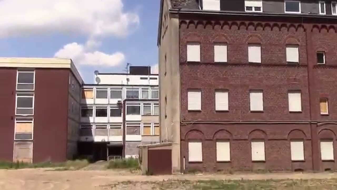 Geisterstadt Immerath und die Bagger un Neu Immerath