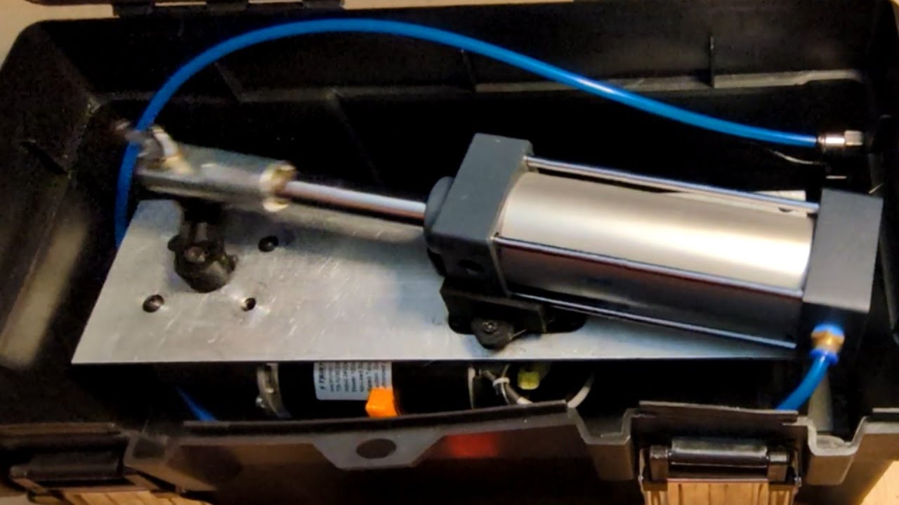 DIY Compact Milker in a Toolbox