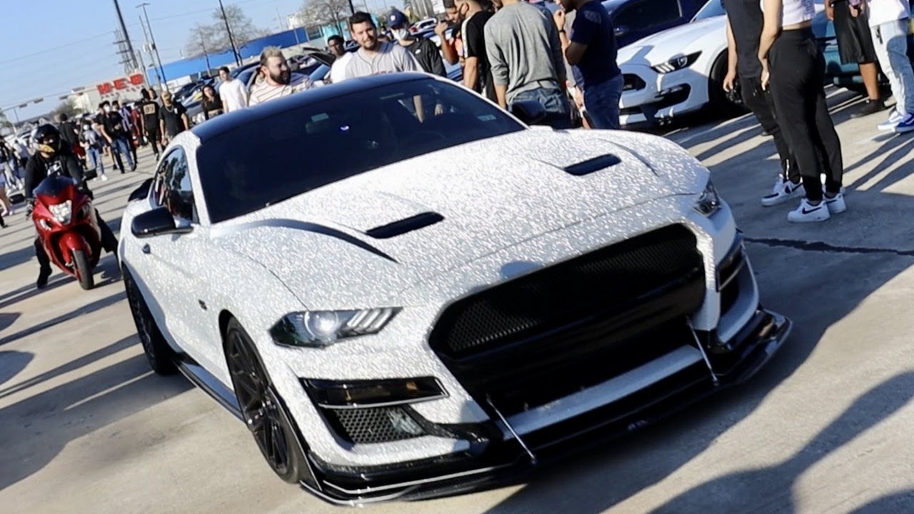 DIAMOND Wrapped MUSTANG STEALS the Show at a HOUSTON Car Meet!