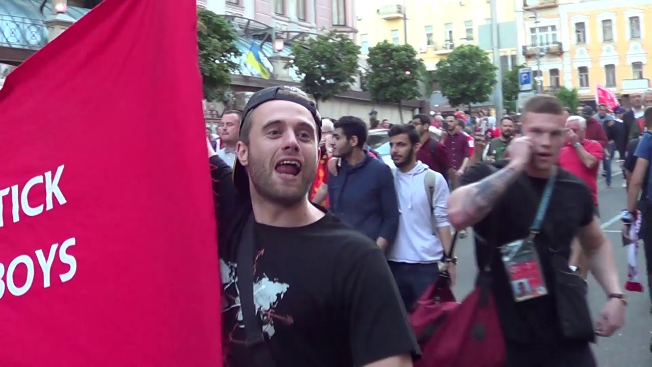 Лига Чемпионов 2018 Киев ДЕНЬ ПЕРВЫЙ Как фанаты замусорили Киев #ФИНАЛЛИГИЧЕМПИОНОВ