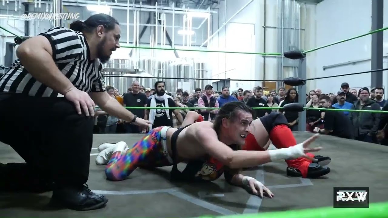 Highlights: Junior Benito & Jonny Taco vs. Project 8100 - Remix Wrestling
