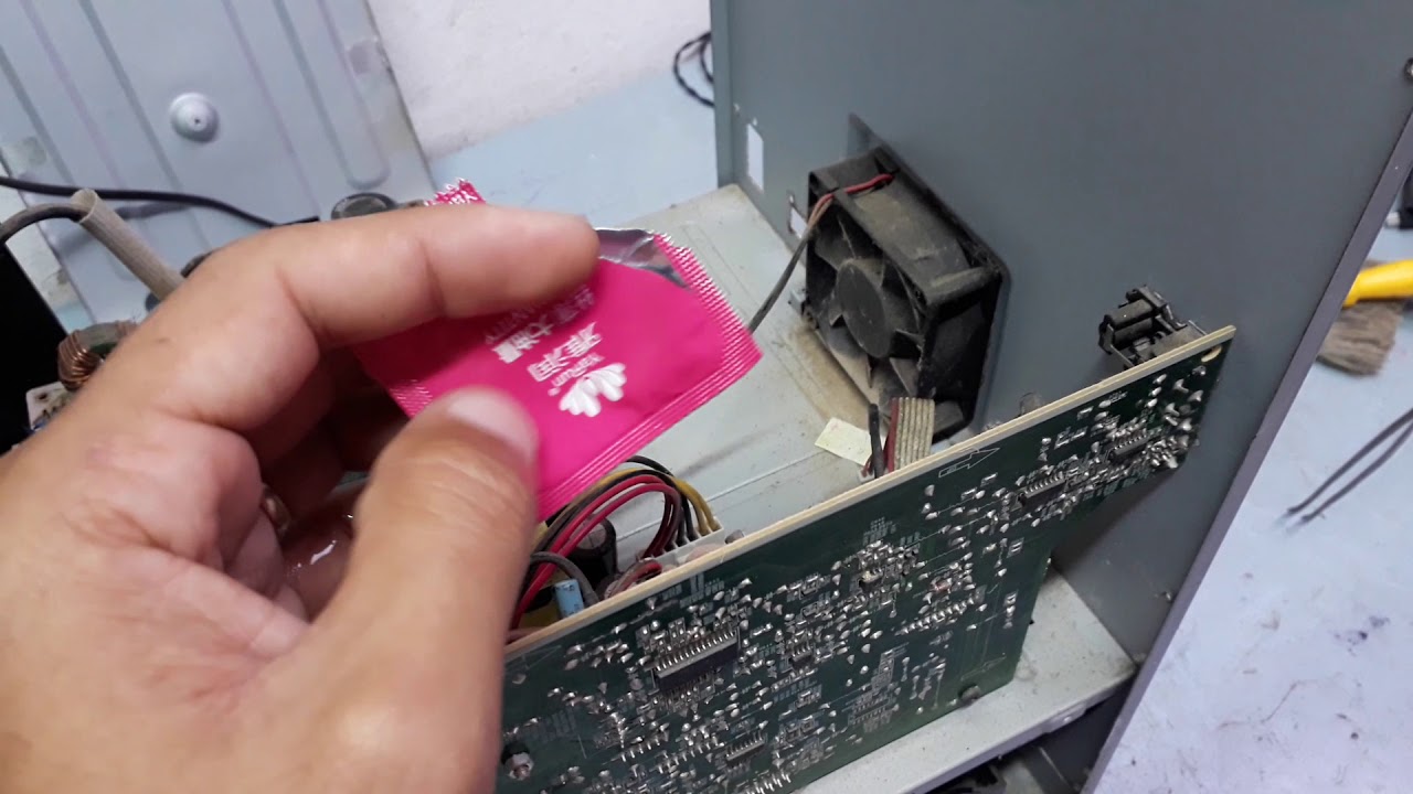 SOLUÇÃO SOM PHILIPS: CORREIA NÃO ACHA