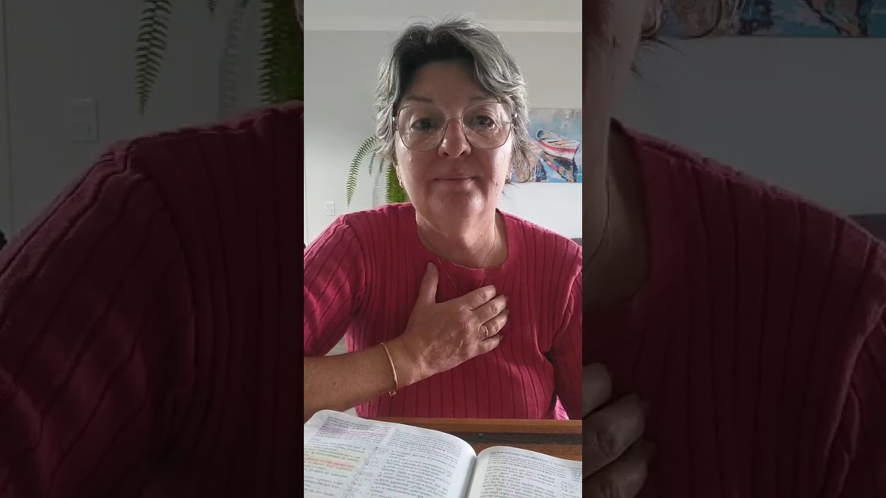 Lamentações de Jeremias 3:22-24. 